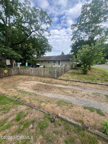 39 Lejune Road, Cinnaminson, NJ 08077