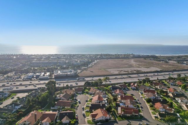 816 Caminito Azul, Carlsbad, CA 92011