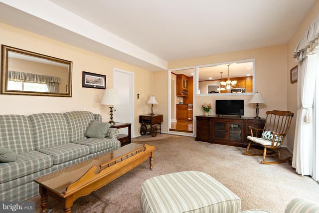 3 ARLINGTON, Sewell, NJ 08080