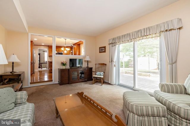 3 ARLINGTON, Sewell, NJ 08080