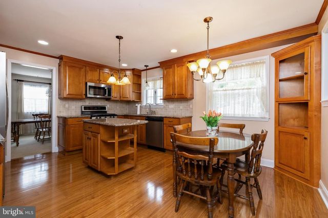 3 ARLINGTON, Sewell, NJ 08080