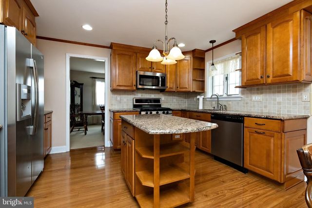 3 ARLINGTON, Sewell, NJ 08080