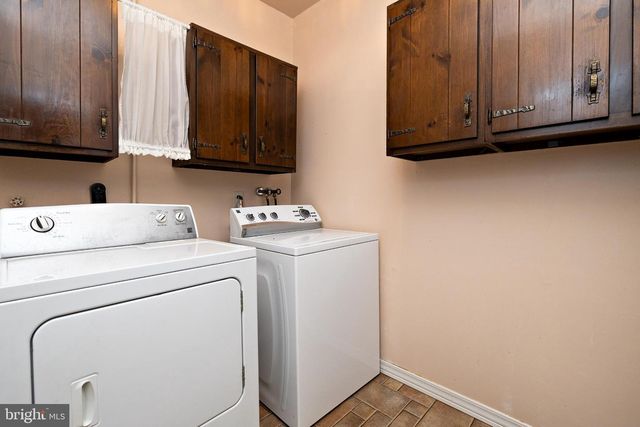 3 ARLINGTON, Sewell, NJ 08080