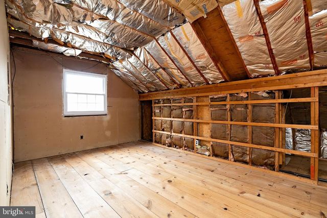 3 ARLINGTON, Sewell, NJ 08080