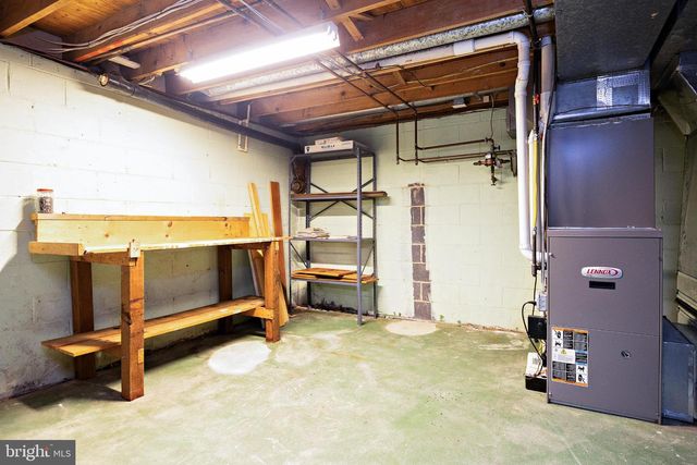 3 ARLINGTON, Sewell, NJ 08080