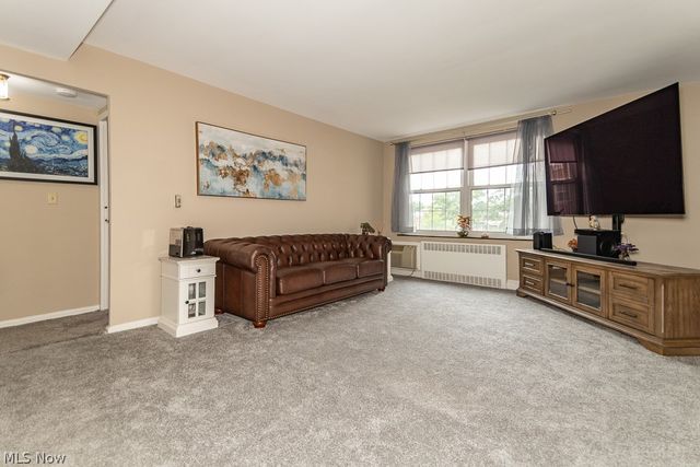19201 Van Aken Boulevard 313, Shaker Heights, OH 44122
