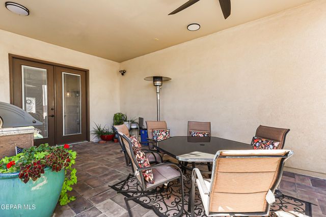 504 S S Festival Drive, El Paso, TX 79912