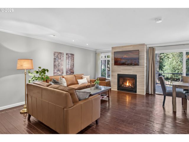 18861 Indian Springs Cir, Lake Oswego, OR 97035