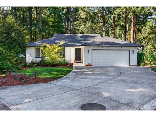 18861 Indian Springs Cir, Lake Oswego, OR 97035
