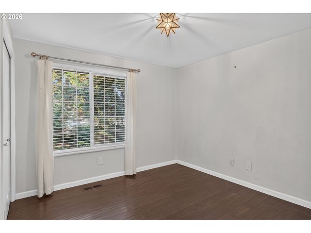 18861 Indian Springs Cir, Lake Oswego, OR 97035