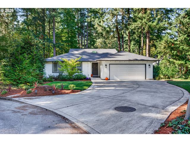 18861 Indian Springs Cir, Lake Oswego, OR 97035