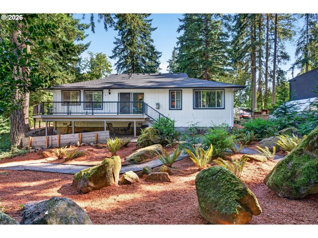 18861 Indian Springs Cir, Lake Oswego, OR 97035