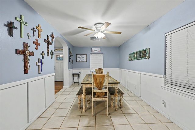 4018 Lamont St, Corpus Christi, TX 78411