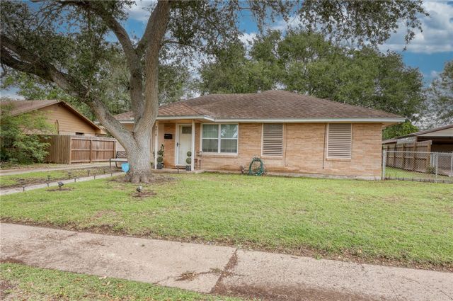 4018 Lamont St, Corpus Christi, TX 78411