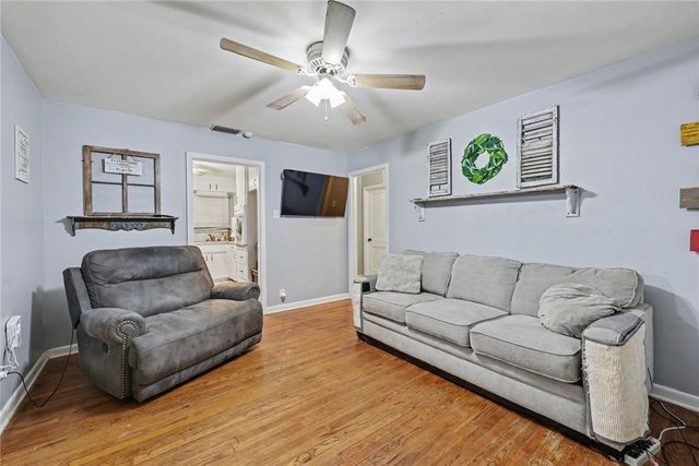 4018 Lamont St, Corpus Christi, TX 78411