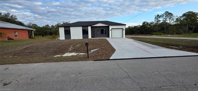 1016 Butler ST E, Lehigh Acres, FL 33974