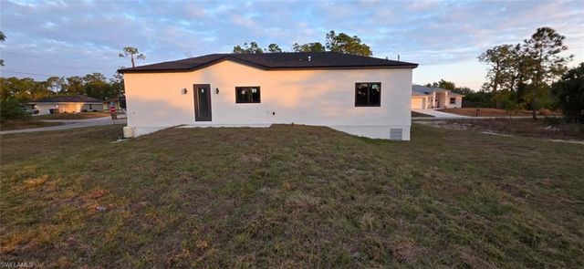 1016 Butler ST E, Lehigh Acres, FL 33974