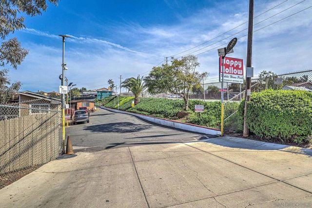 999 E Division St D20, National City, CA 91950