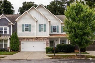 1052 Johnson Grove, Atlanta, GA 30318