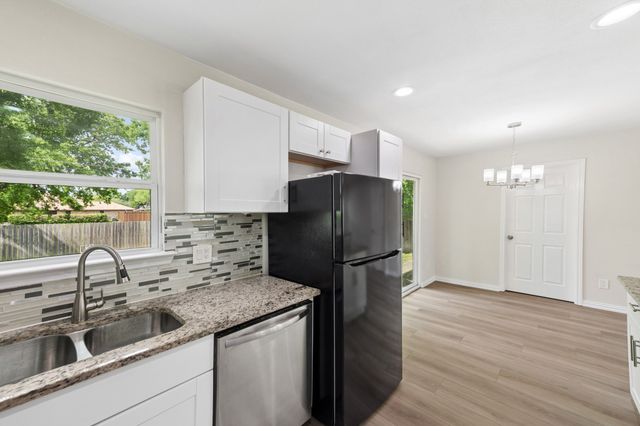 3613 Edgebrook Drive, Mesquite, TX 75150