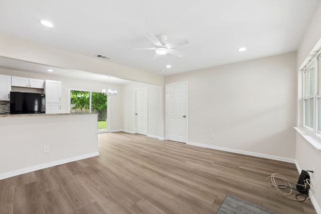 3613 Edgebrook Drive, Mesquite, TX 75150