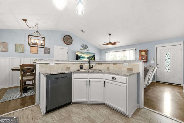 64 Wayfaring Drive, Rockmart, GA 30153