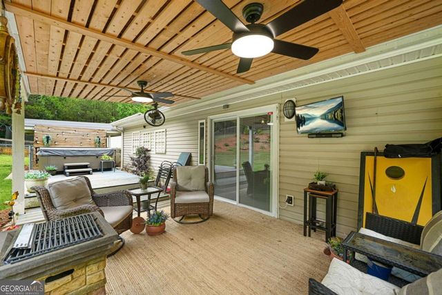 64 Wayfaring Drive, Rockmart, GA 30153