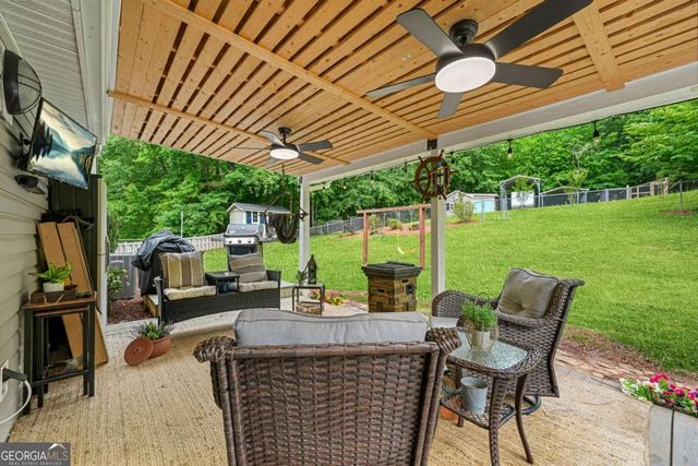 64 Wayfaring Drive, Rockmart, GA 30153