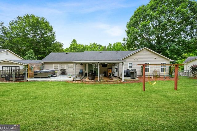 64 Wayfaring Drive, Rockmart, GA 30153