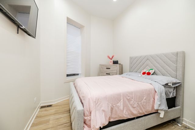 3345 W Douglas Boulevard, Chicago, IL 60623