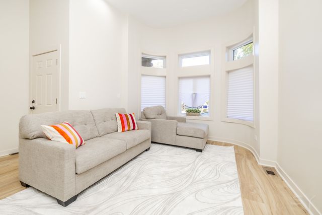 3345 W Douglas Boulevard, Chicago, IL 60623