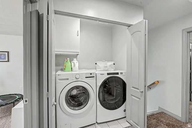 266 E TWIN BRIDGES LN, Midvale, UT 84047