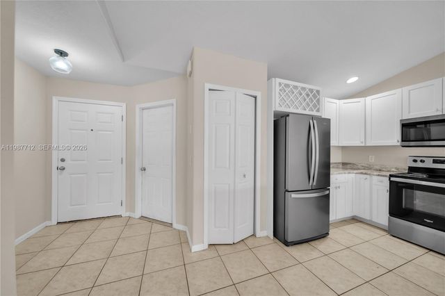2032 NE 6th st, Other City - In The State Of Florida, FL 33909