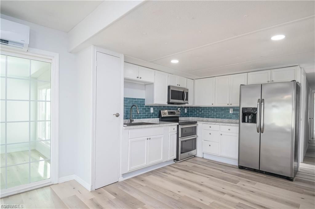 19 Garden DR, FORT MYERS, FL 33908 — photo 2