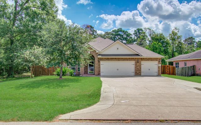 906 Wiley Drive, Magnolia, TX 77354