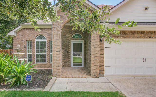 906 Wiley Drive, Magnolia, TX 77354