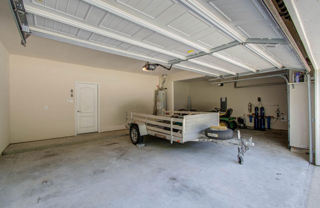 906 Wiley Drive, Magnolia, TX 77354