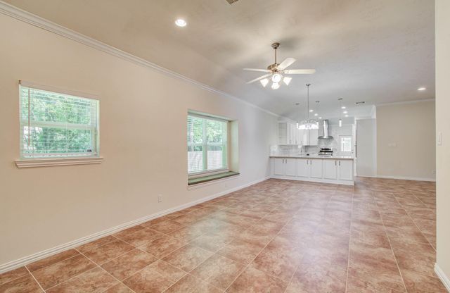 906 Wiley Drive, Magnolia, TX 77354