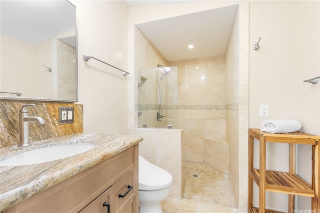 823 Halula Place, Kailua, HI 96734