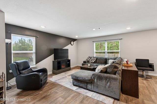 2016 Napoleon Street, Ocean Springs, MS 39564