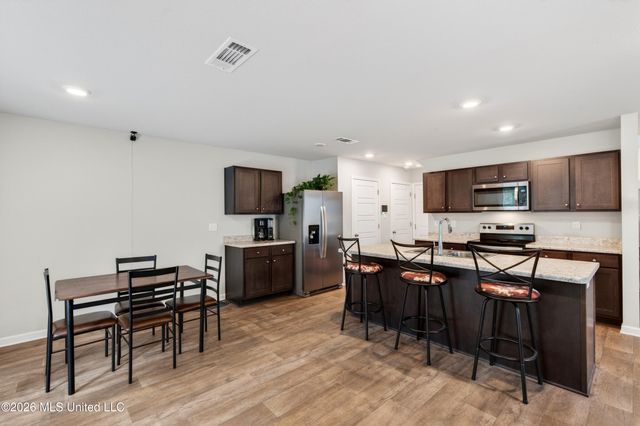 2016 Napoleon Street, Ocean Springs, MS 39564