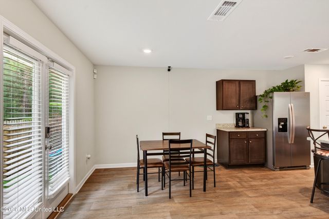 2016 Napoleon Street, Ocean Springs, MS 39564