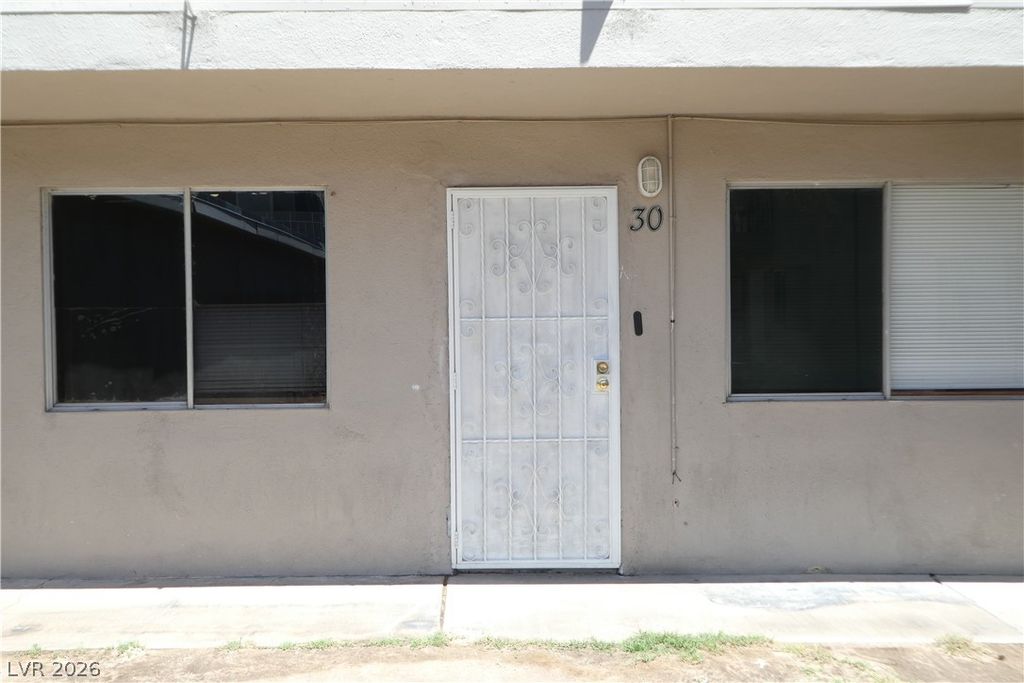 212 Orland Street 30, Las Vegas, NV 89107 — photo 2