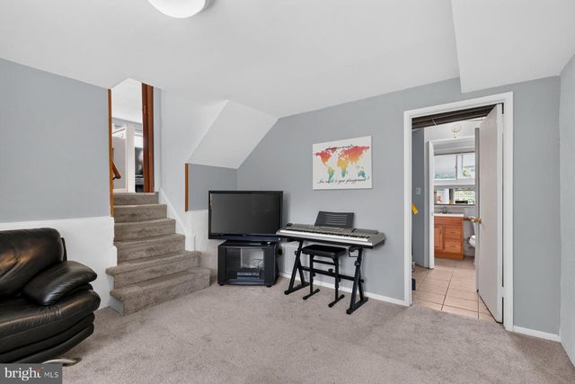 1011 MARKSWORTH RD, Catonsville, MD 21228
