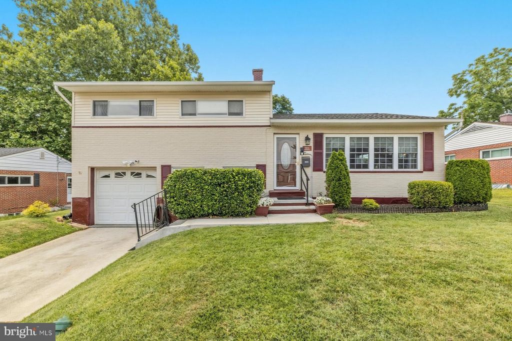 1011 MARKSWORTH RD, Catonsville, MD 21228