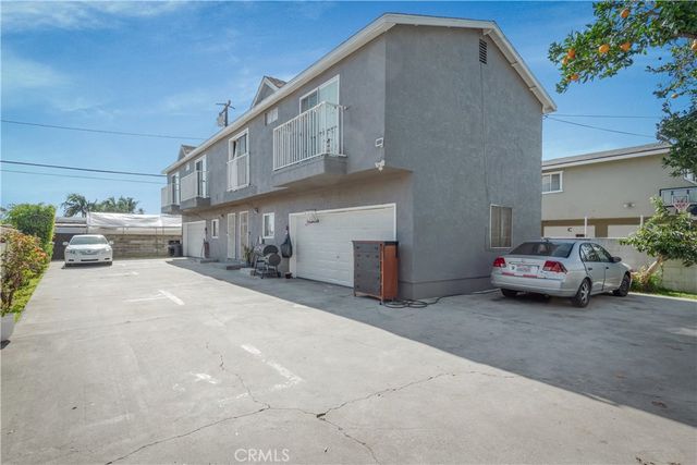 3310 Palm Ave, Lynwood, CA 90262