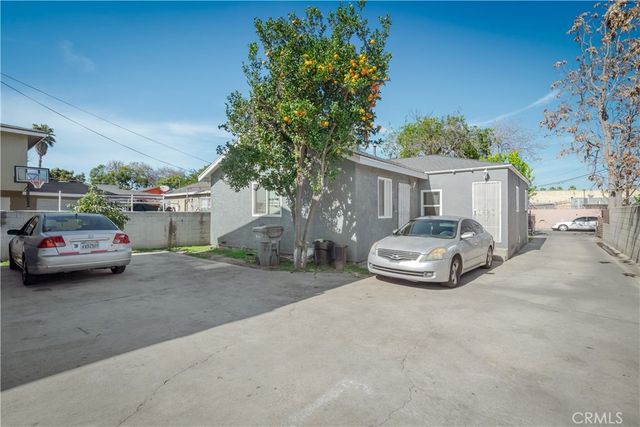 3310 Palm Ave, Lynwood, CA 90262