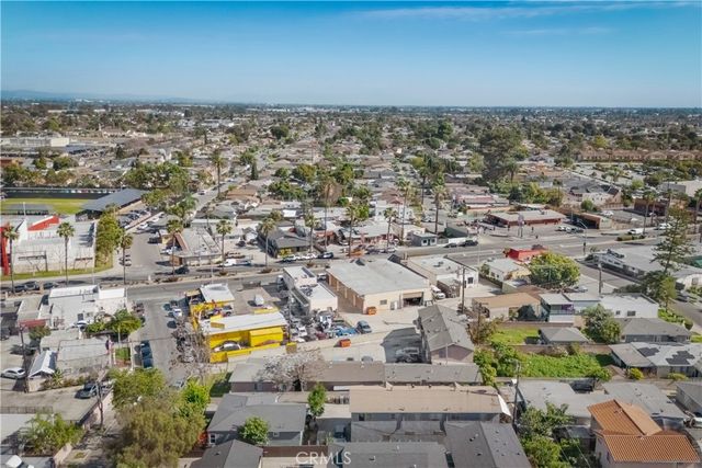 3310 Palm Ave, Lynwood, CA 90262