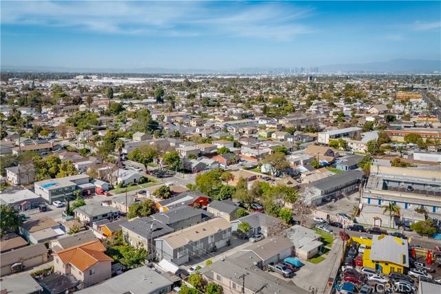 3310 Palm Ave, Lynwood, CA 90262