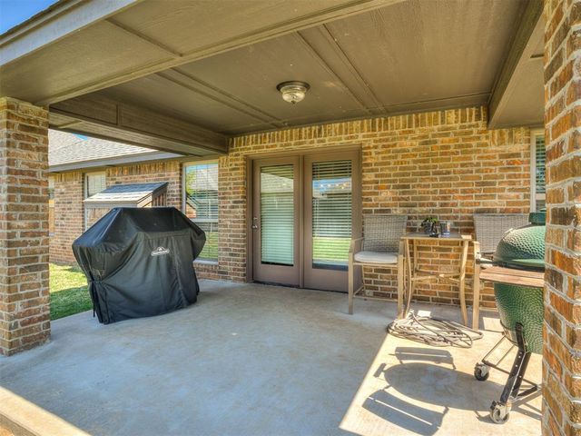 17017 Madrid Circle, Oklahoma City, OK 73170